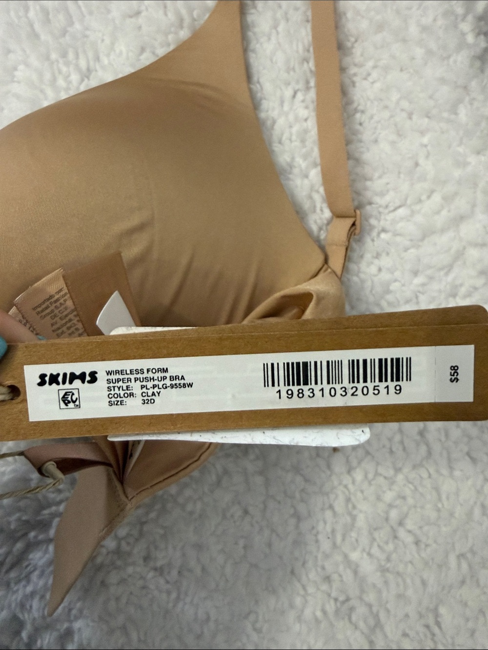 SKIMS Tan Seamless Molded T-Shirt Bra - Picture 2 of 2